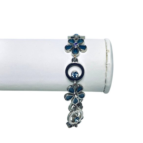 M4M Silver Tone And Blue Rhinestone Floral Link Bracelet Signed 7 1/2” (5920) - Picture 4 of 9